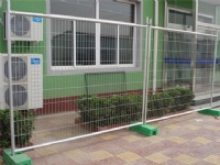 臨時護欄